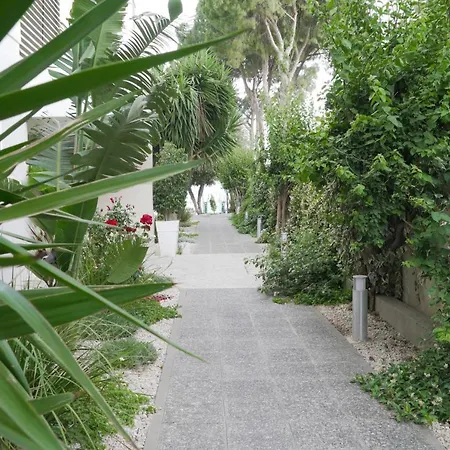 Apartament 3 Bedroom Flat On Top Of The Sea *